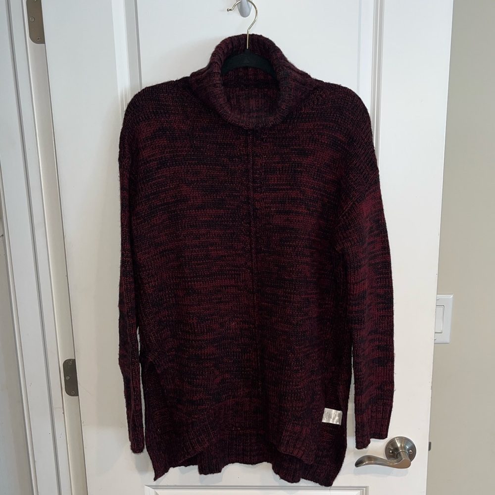 John + Jenn Comfy Maroon and Black Knit Turtleneck Sweater Size M